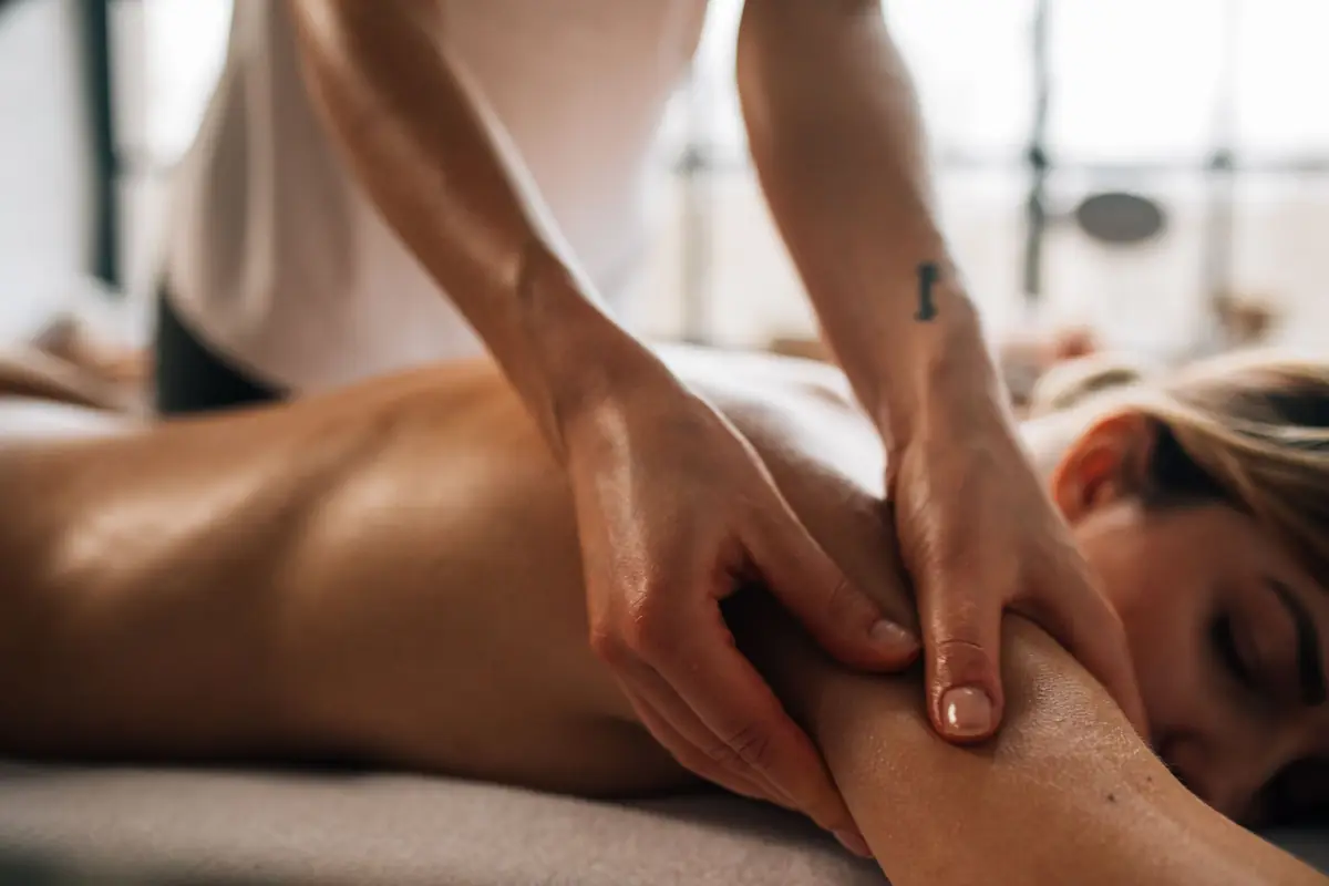Ontspannende rug- en schoudermassage